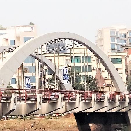 Hotel Lake View Plaza Dhaka Luaran gambar
