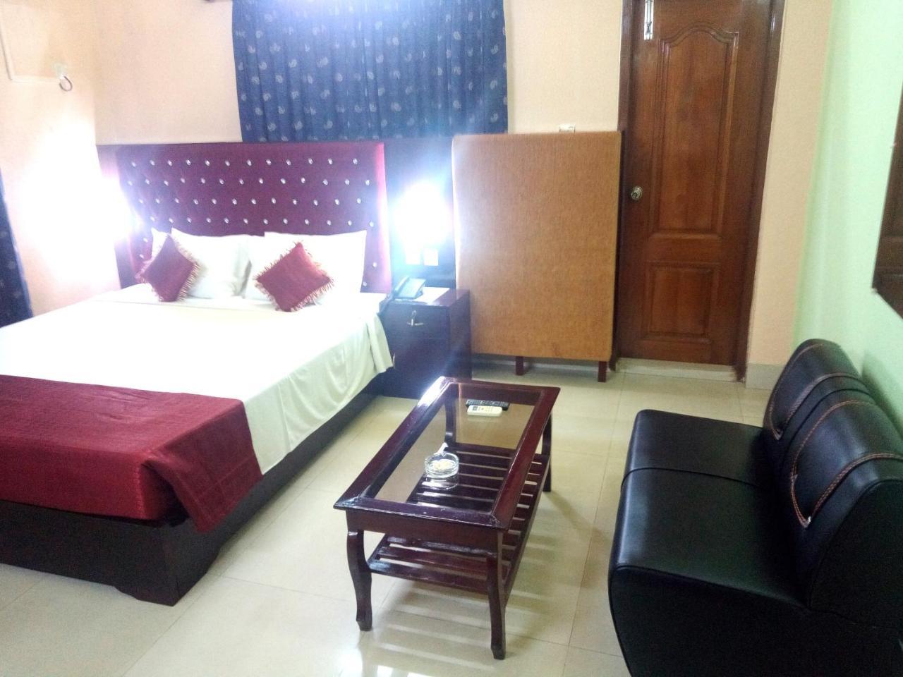 Hotel Lake View Plaza Dhaka Luaran gambar